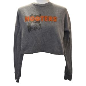 Vintage 90's Y2K Hooters Cropped Sweatshirt. Estimated Large/See Measurements